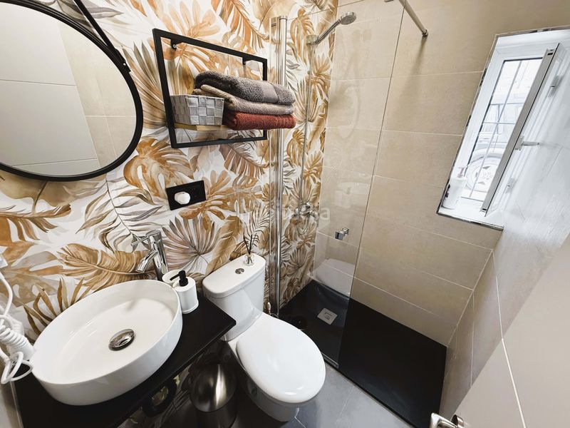 Foto 3a1d2e74-986b-4115-a8a8-7b7a7643ead3. Pis amb calefacció a Tarifa ciudad Tarifa