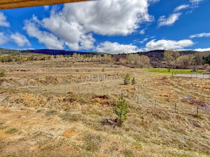 Foto f06dae3e-7bfa-4947-8047-eb1570283f21. Dúplex amb calefacció aparcament a Alcalá de la Selva