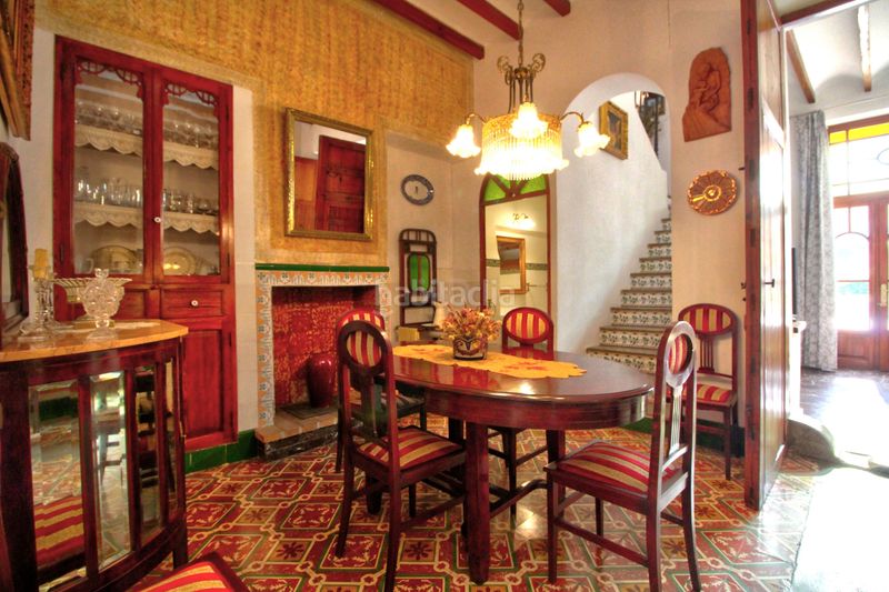 Foto 074d7690-d4e0-45ee-8be2-79ce0816cdcd. Edificio in Atzúbia (L´)