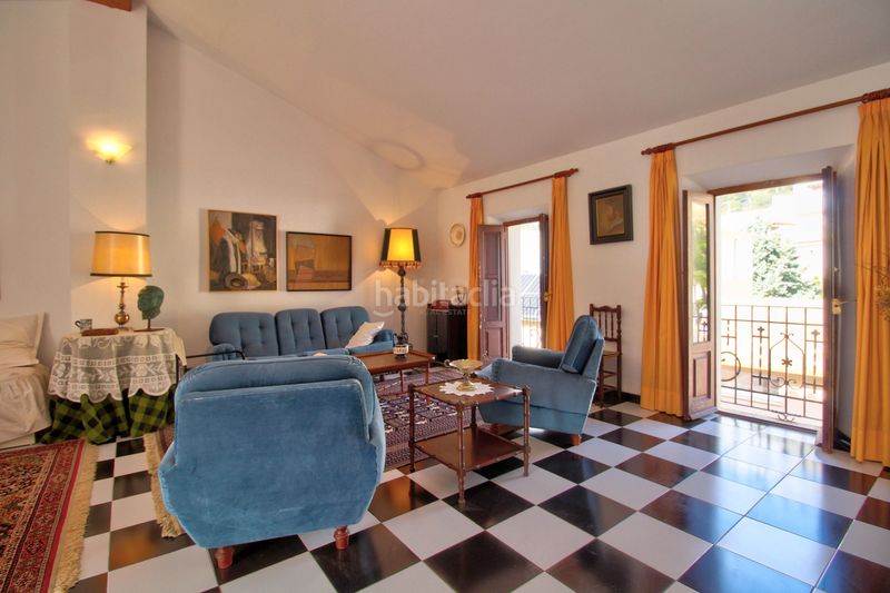 Foto 5806aaa2-0ea4-4338-929f-a01a01b50b98. Edificio in Atzúbia (L´)