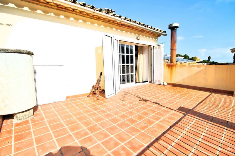 Foto 584f336b-0c66-4ad9-9e9e-7130416dd647. Edificio in Atzúbia (L´)