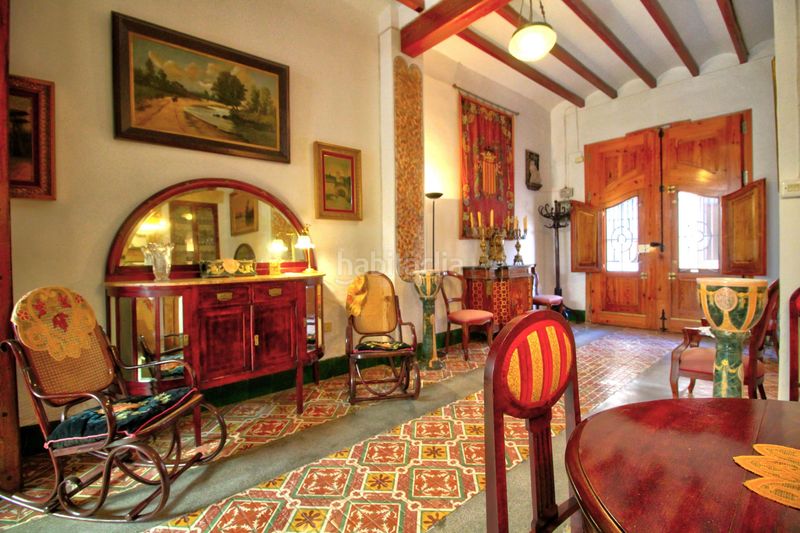 Foto a5210c55-ceff-4e3f-8cb8-a71a85df04de. Edificio in Atzúbia (L´)