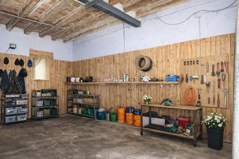 Foto 2fd76544-e8e4-4073-afbe-4cbdebd79b09. Edificio en Castellserà