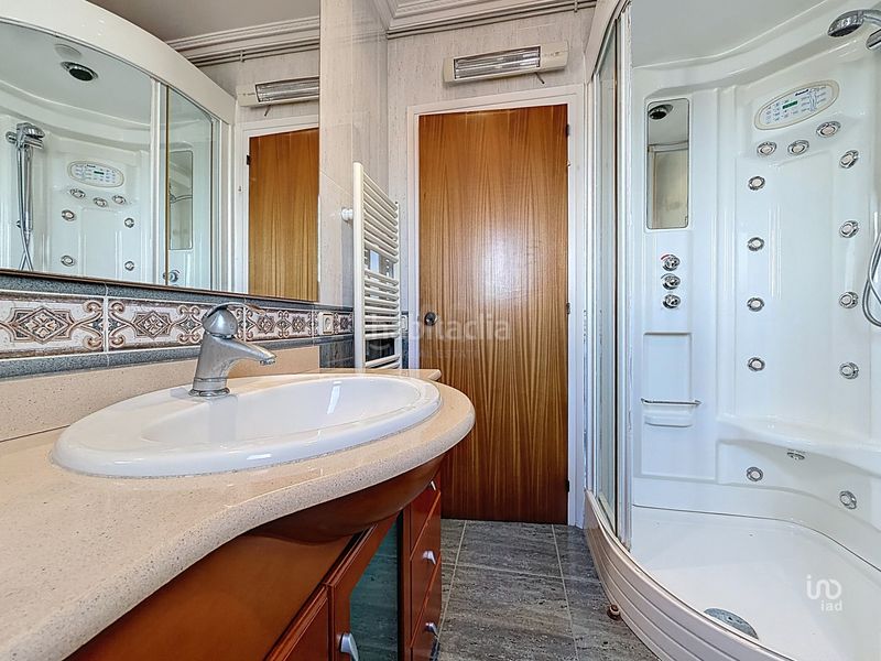 Foto 16f34bd6-0393-46d0-8353-42f83b77944e. Dúplex amb calefacció a Canet de Mar