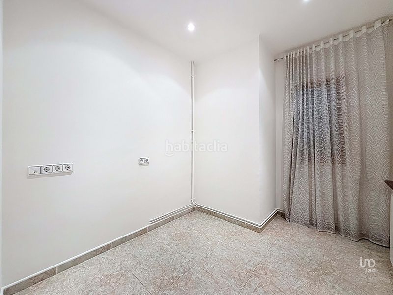 Foto 8e541e9b-d608-435e-b68c-78472638d7eb. Dúplex amb calefacció a Canet de Mar