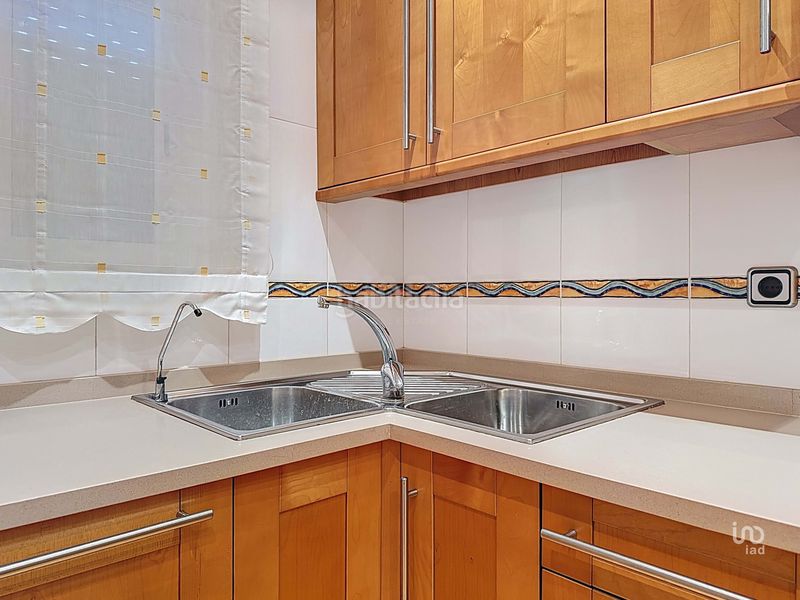 Foto f89ef588-1f9b-479c-a750-5d5a50236404. Dúplex amb calefacció a Canet de Mar