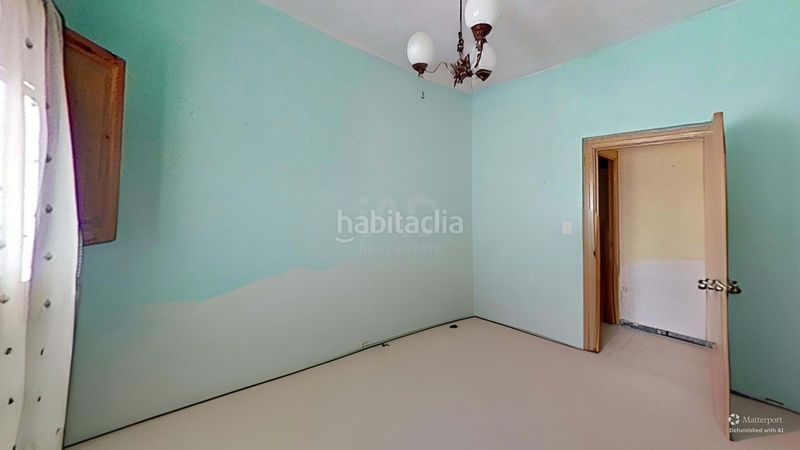 Foto 558d3f76-2227-4997-8ba4-d796858483bc. Edificio in Poleñino