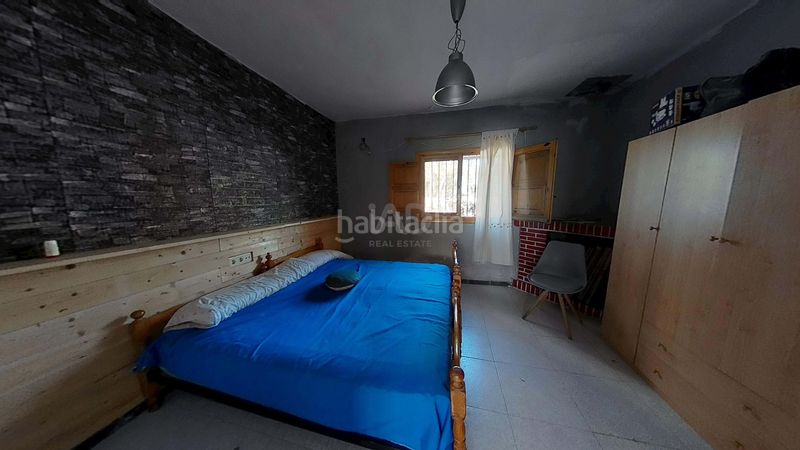 Foto 825eb700-0284-4cd8-bbea-c274d6b48dff. Edificio in Poleñino