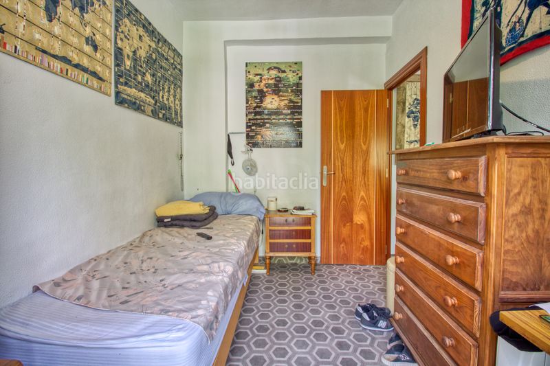 Foto cd53a616-20a1-41b1-83ed-8b60b1e5e313. Edificio in Rute