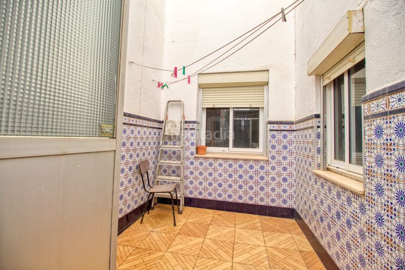 Foto d55b9938-4ec9-4ef9-8337-be079026d73b. Edificio in Rute