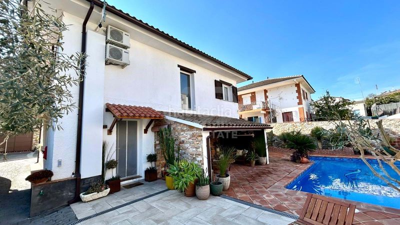 Foto 742f51d2-5b60-4509-a4e9-ce5dcef6e2f0. Casa amb calefacció a Lliçà d´Amunt