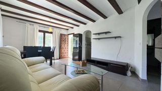 Casa aparellada a Centro Urbano