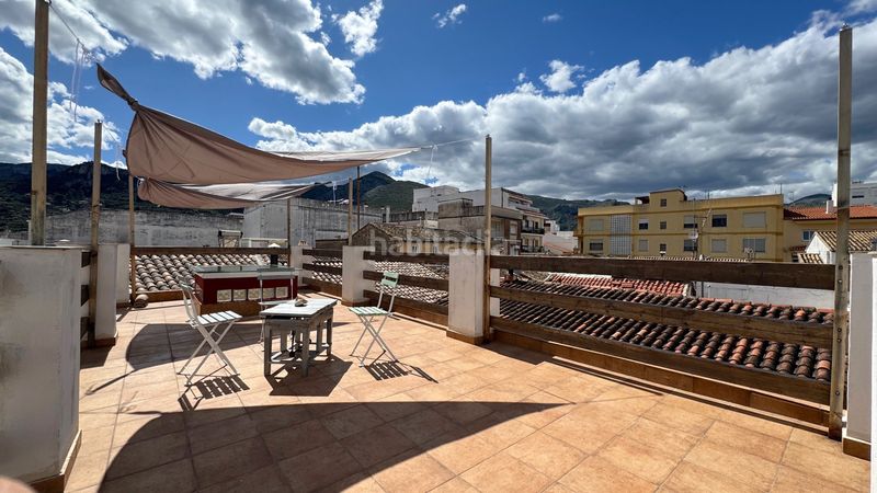 Foto 8c645113-f9ac-4d1c-9fc6-5f21a3d82912. Edificio en Pego