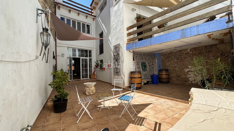 Foto dcbacc68-8a85-4044-8950-195fc7b31a20. Edifici a Pego