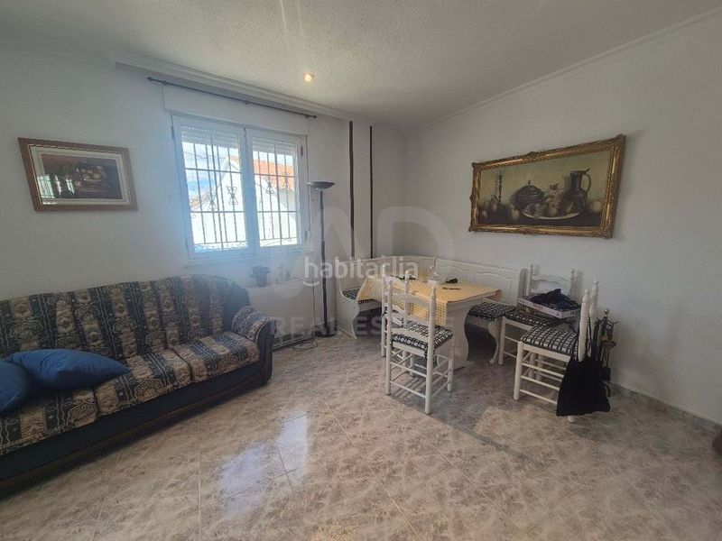 Foto 8578f8eb-3853-4c64-83ad-3f6b26a27fa6. Edifici a Espino de la Orbada