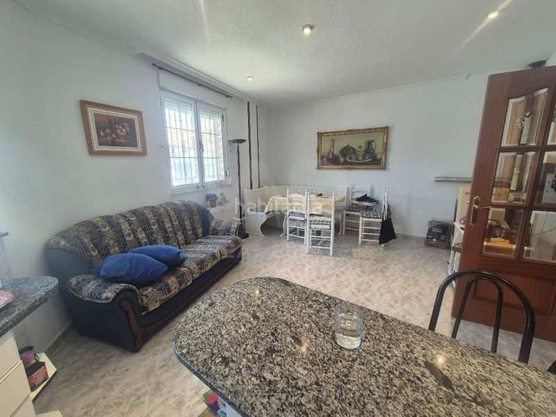 Foto b62ae021-3665-41cc-9f7c-38f3b8e8ac0e. Edifici a Espino de la Orbada