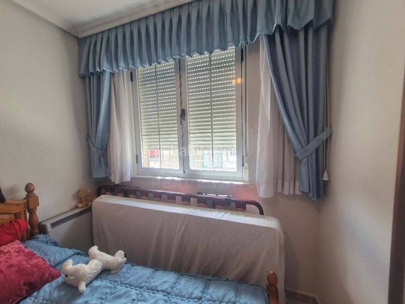 Foto c3fcf48f-2503-4fbf-b94c-fdab65da71cb. Edifici a Espino de la Orbada