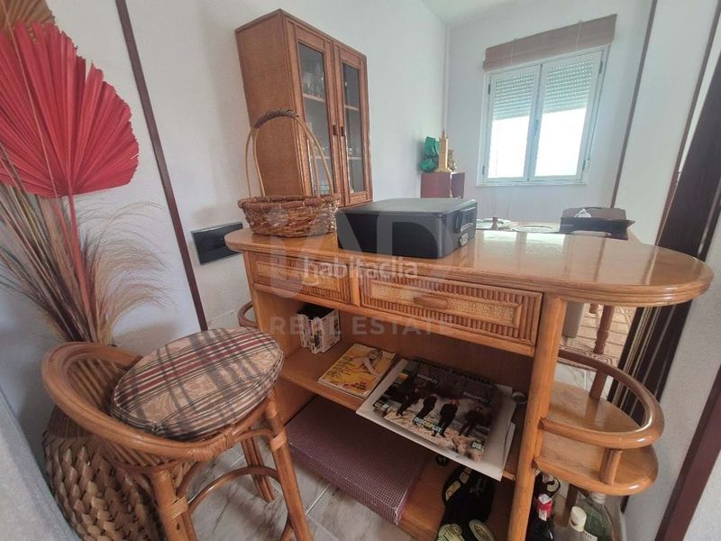 Foto f2d40890-2dae-489b-832b-2b91dd33db92. Edifici a Espino de la Orbada