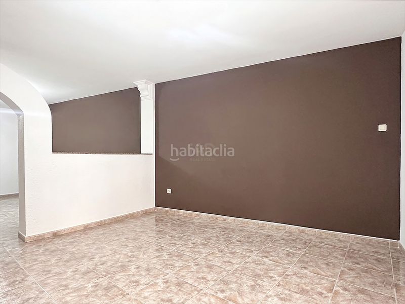 Foto b28bf7bb-7bc0-44aa-b6cf-a72297f79a3a. Casa a carrer calaf a Roda de Barà