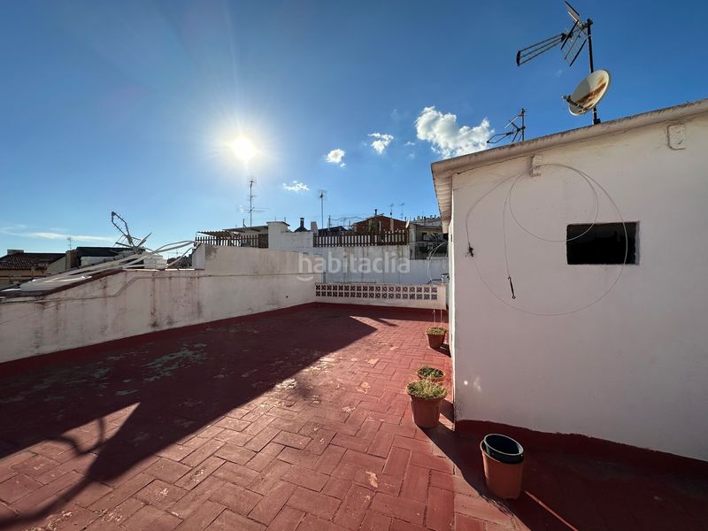 Foto 0801acae-2a44-4c8b-8265-74cd03671e17. Casa aparellada amb calefacció a Cerdanyola Nord Mataró