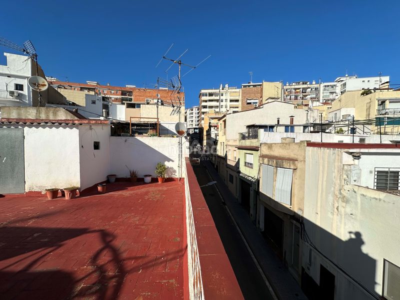 Foto c8a4dcd7-89ea-4f17-939e-194cddfd3363. Casa aparellada amb calefacció a Cerdanyola Nord Mataró