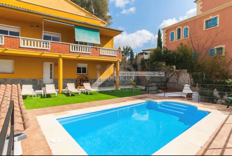 Foto 0db50b54-d6c4-42bb-a8ea-28c6ae4a8edf. Casa amb calefacció aparcament piscina a Olivella