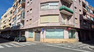 Local commercial à Centre