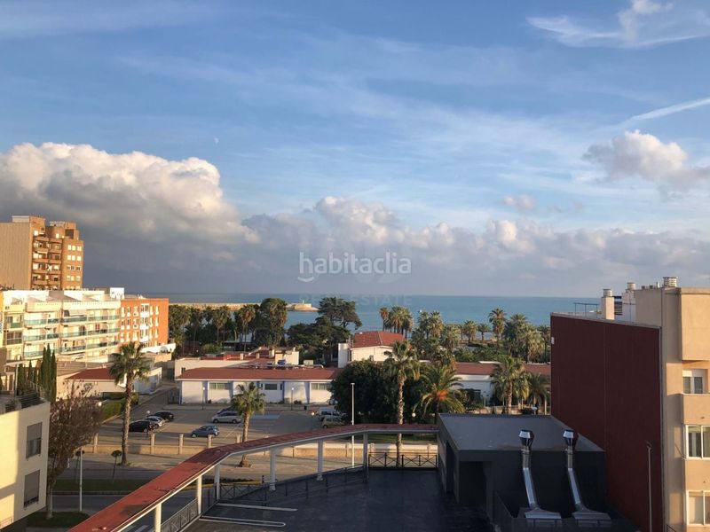 Foto c0a8aced-066c-4841-972c-b418a9a31930. Edificio en Papa Luna - Platja del Gurugú Benicarló