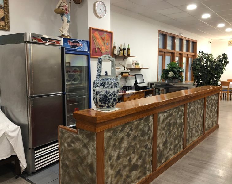 Foto ce4d0ad7-a9cc-4d26-a34d-c09486e5e301. Edifici a Papa Luna - Platja del Gurugú Benicarló