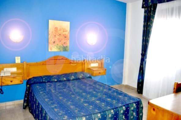 Foto dabf051b-e947-4a14-9d6d-872ecb8c9c50. Edifici a Papa Luna - Platja del Gurugú Benicarló