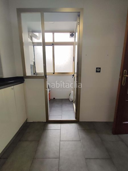 Foto 14a3dfc8-7e14-4a27-aabc-a70302fdf595. Piso en Puerta Blanca Málaga