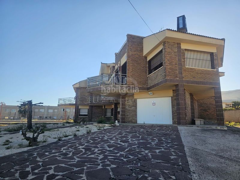 Foto bb989527-2696-4f0e-bceb-a46e68ea9fd9. Casa amb aparcament piscina a Alcanar