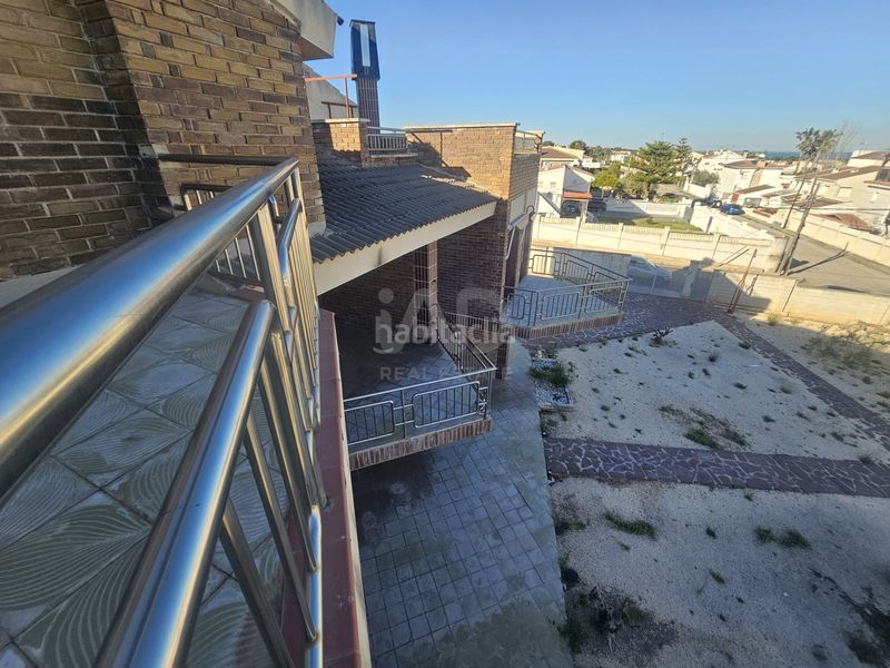 Foto c192246e-4f6c-4979-829e-423463fa319f. Casa amb aparcament piscina a Alcanar
