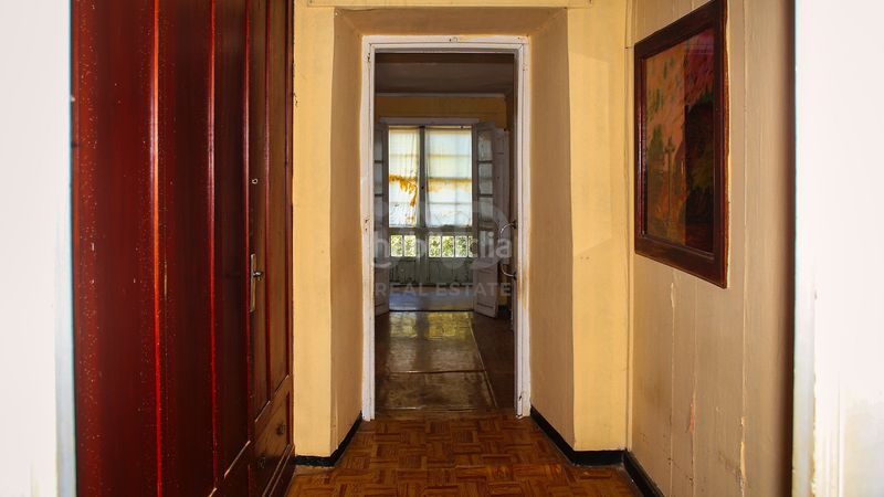 Foto 3b1e639a-db9d-4b04-800e-0566af3c20df. Edificio in San Sadurniño