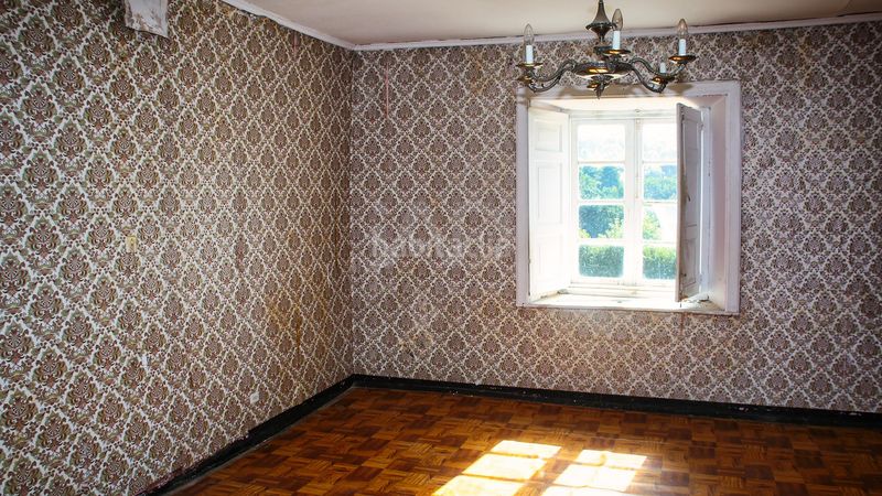 Foto 5022f53e-eb36-4524-b4a0-25f2c4b1c64c. Edificio in San Sadurniño