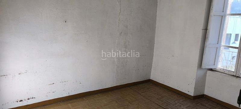 Foto cb872bbc-ea3a-45dd-a72c-8f92e56bd033. Edificio in San Sadurniño