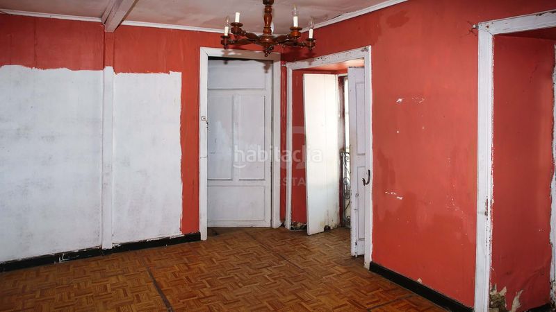 Foto facaaee8-b107-4f32-858e-708bd574402b. Edificio in San Sadurniño