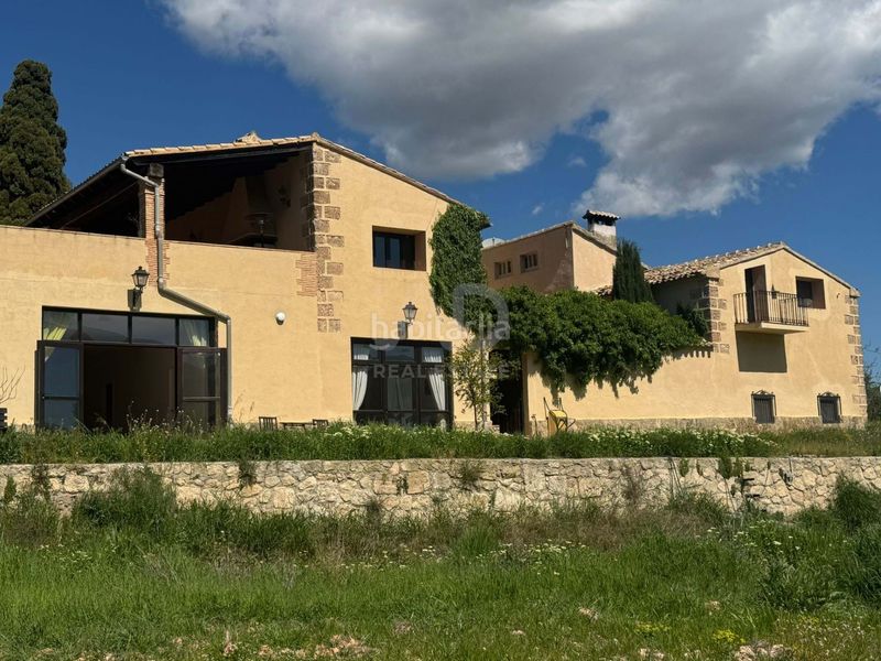 Foto 71252875-81fb-4d26-974c-bc7c57b7cb14. Masia amb aparcament piscina a Batoi Alcoi