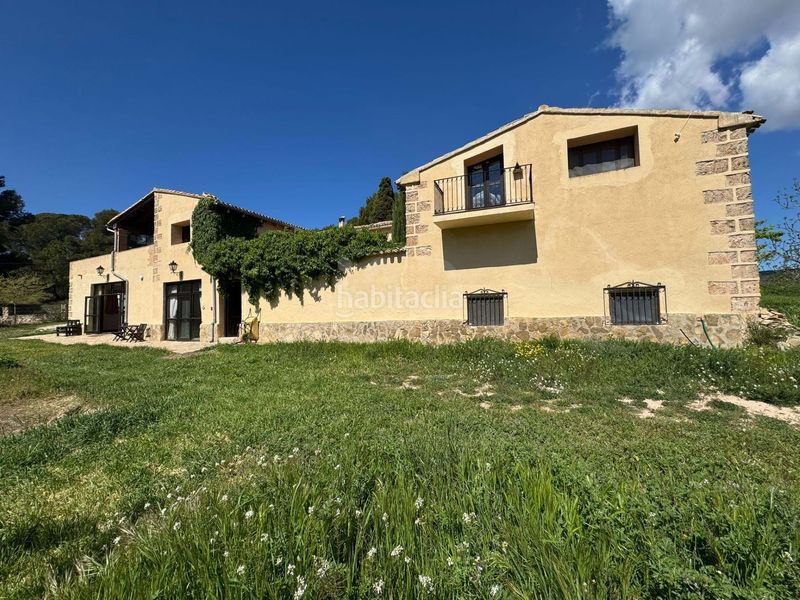 Foto a344a3db-aa8b-43df-9a74-d796501129f5. Masia amb aparcament piscina a Batoi Alcoi