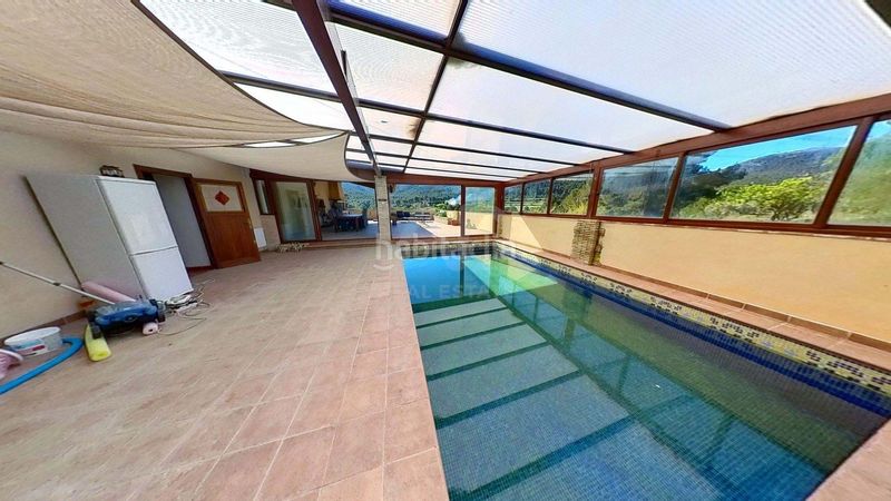 Foto c1fdf0a6-6afd-44d3-963a-9a546c4a678b. Masia amb aparcament piscina a Batoi Alcoi
