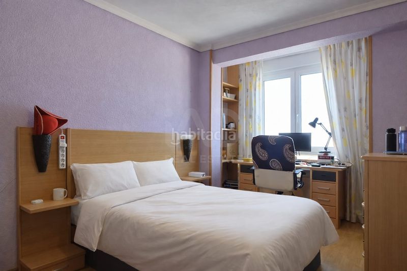 Foto 6e1301f6-5e65-48be-b237-c5dcad829d3f. Pis amb calefacció a Los Castros Santander