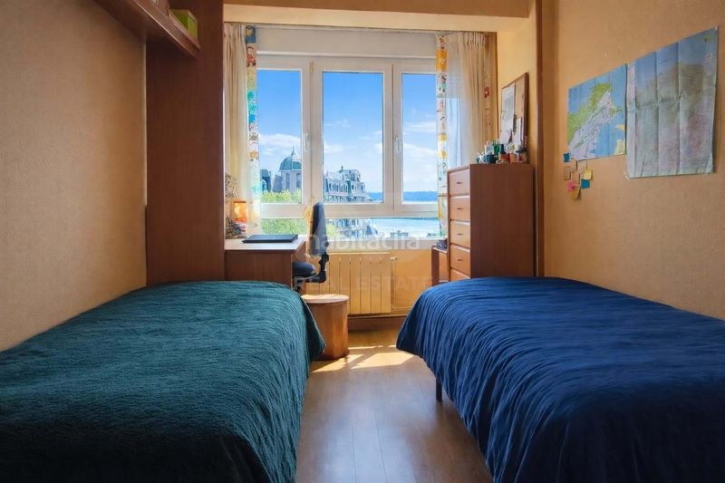 Foto 8d4c6d7d-323a-4e41-922b-4f73cce751aa. Pis amb calefacció a Los Castros Santander