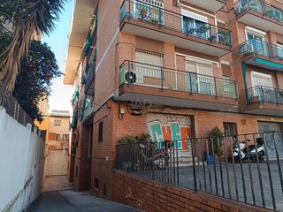 Local Comercial a Paseo paseo universal 35, tda.2 35 35