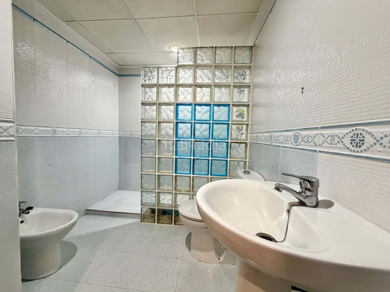 Foto 9deb8506-e011-47f2-b89e-98f10fc7dead. Casa amb aparcament a Blanca