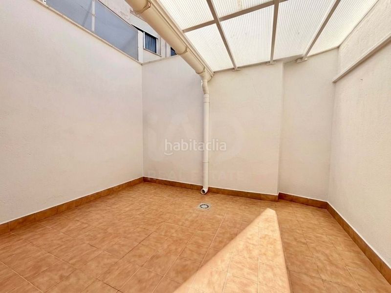 Foto bf8d3d29-5483-4486-96fd-95decf6277b9. Casa amb aparcament a Blanca