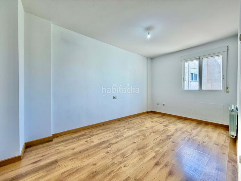 Foto c7acd6cb-8279-436b-bf5b-bf591baaac3b. Casa amb aparcament a Blanca