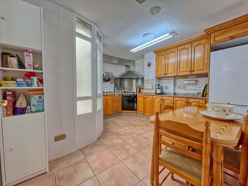 Foto f2424704-6980-46c2-8f58-e4782d363ce7. Piso en Plaza Castelar - Mercado Central Elda