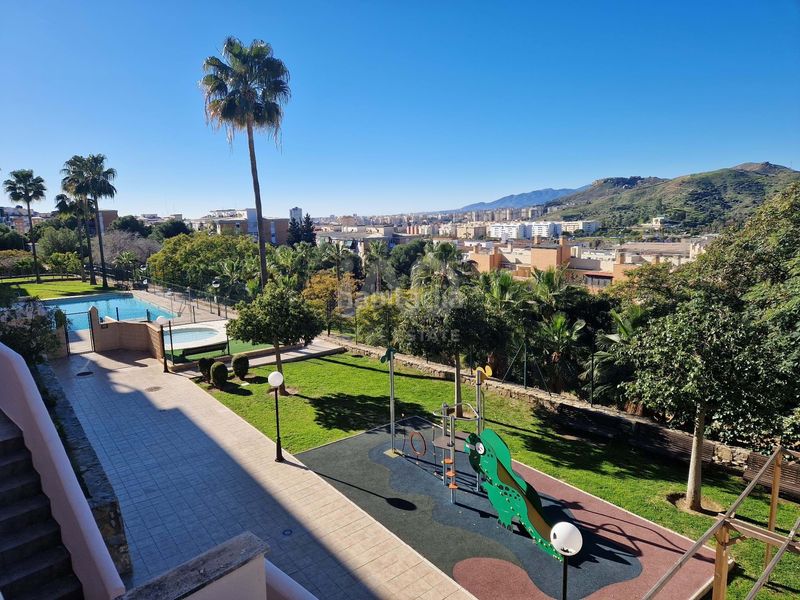 Foto 756762d2-e377-4657-8384-8b34162466cc. Pis amb calefacció aparcament piscina a alegría de la huerta- jardín de Málaga Málaga