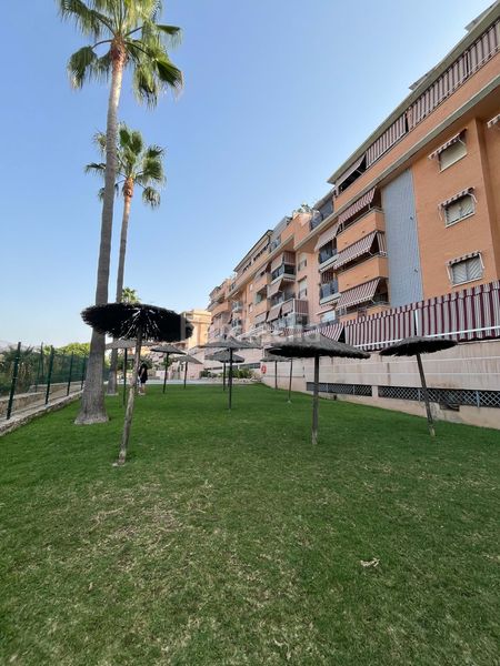 Foto 91349c41-a6b3-48cf-b044-02b576e790bc. Pis amb calefacció aparcament piscina a alegría de la huerta- jardín de Málaga Málaga