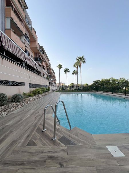 Foto e43bd4d8-4093-49dd-975b-38c8adb21718. Pis amb calefacció aparcament piscina a alegría de la huerta- jardín de Málaga Málaga